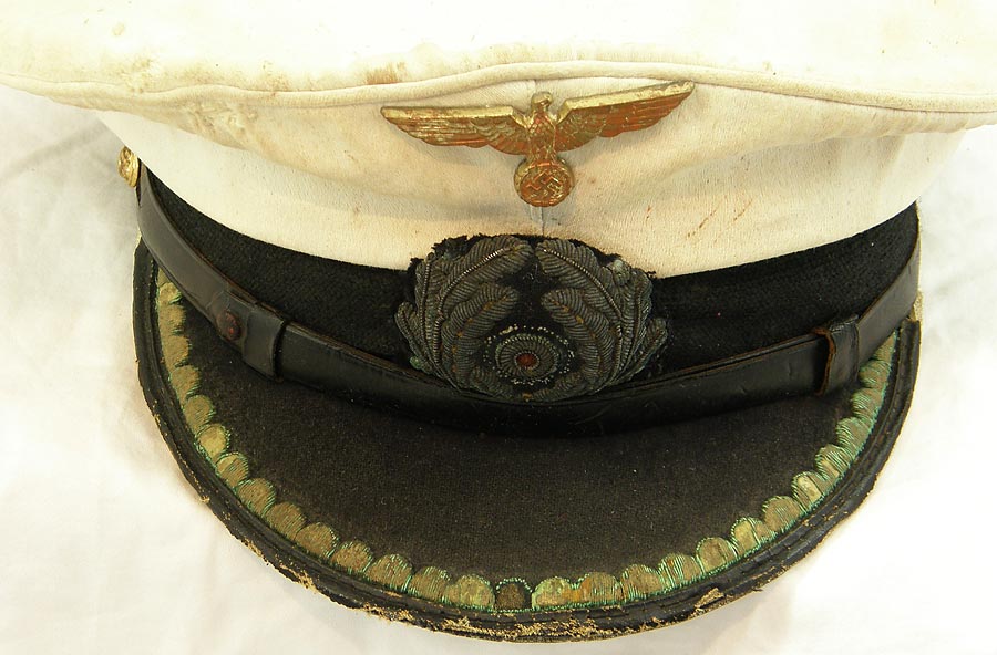 white top visor (schirmutze) hat